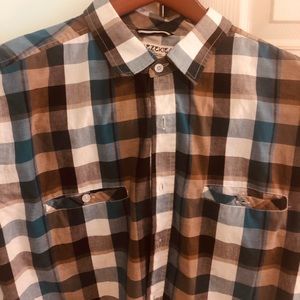 Ezekiel shorty sleeve button up